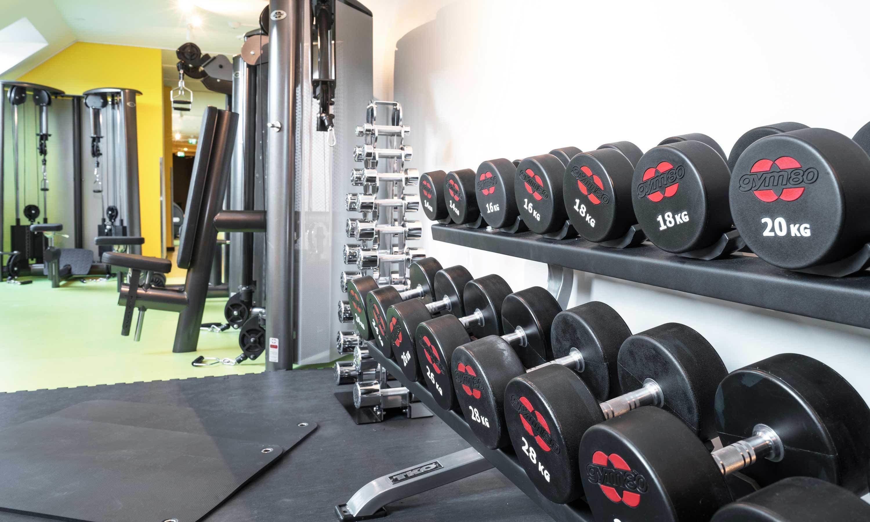 premium bedding, pillow-top beds, in-room safe, desk