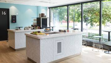 Tägliches inbegriffenes Frühstücksbuffet