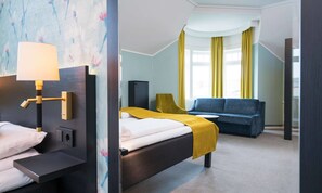 Family Room, Non Smoking (Standard) | Iron/ironing board, free WiFi, bed sheets - Thon Hotel Nidaros (Trondheim)