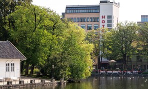 ด้านหน้าที่พัก