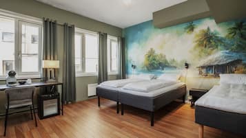 ํจ๋ฐ๋ฆฌ๋ฃธ (Standard) | ๋ฌด๋ฃ WiFi, ์นจ๋ ์ํธ