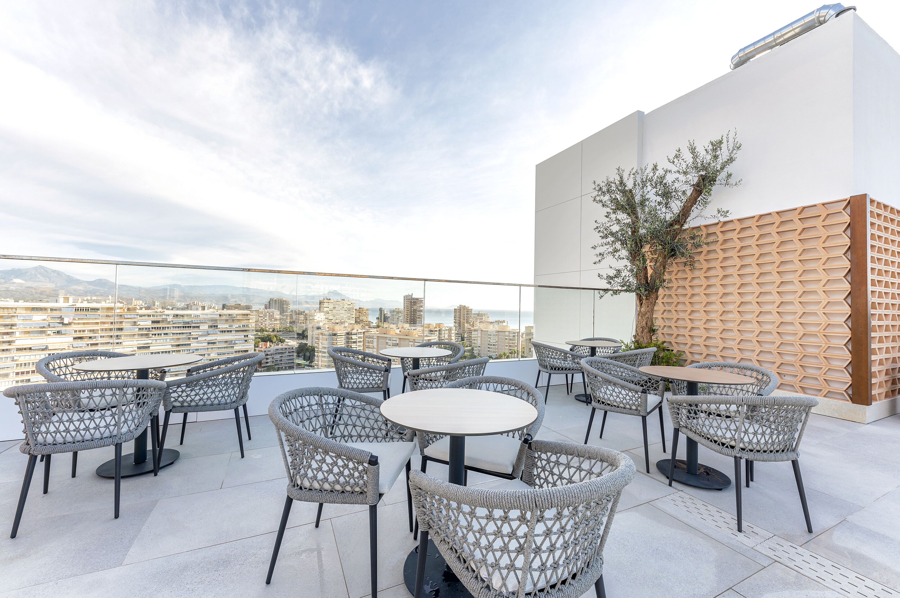 Photo - Port Alicante City & Beach