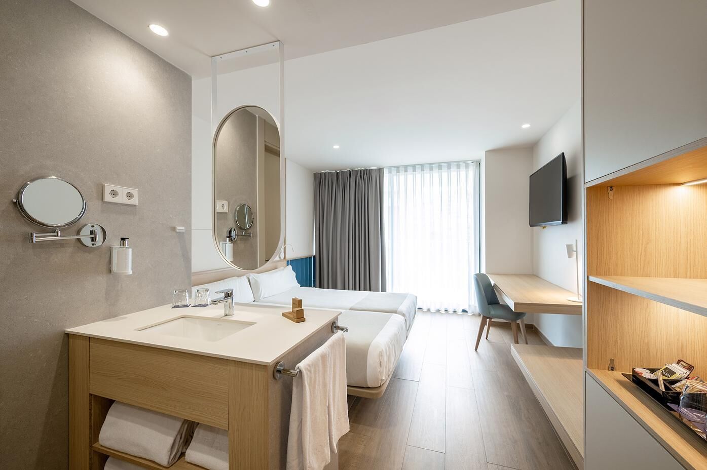 In-room safe, desk, laptop workspace, blackout curtains