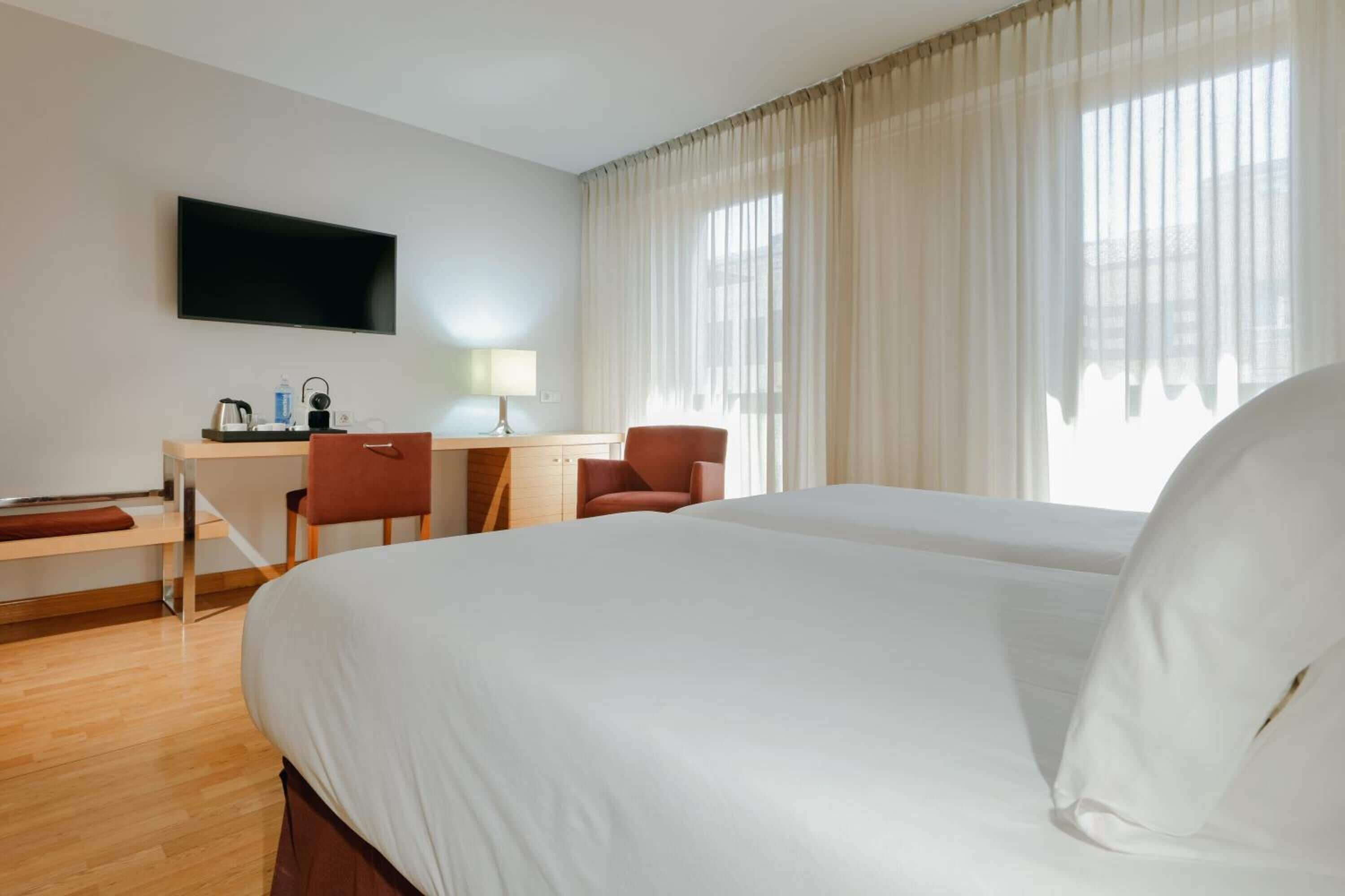 down duvets, minibar, in-room safe, desk