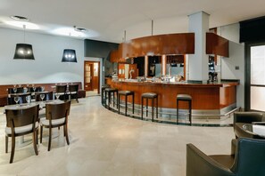 Bar (on property) - Hesperia Zaragoza Centro (Zaragoza)