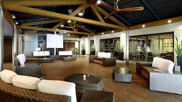 Serveert lunch en diner