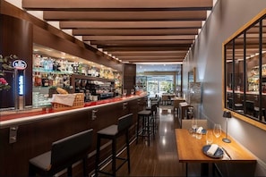 Lunch and dinner served, Spanish cuisine