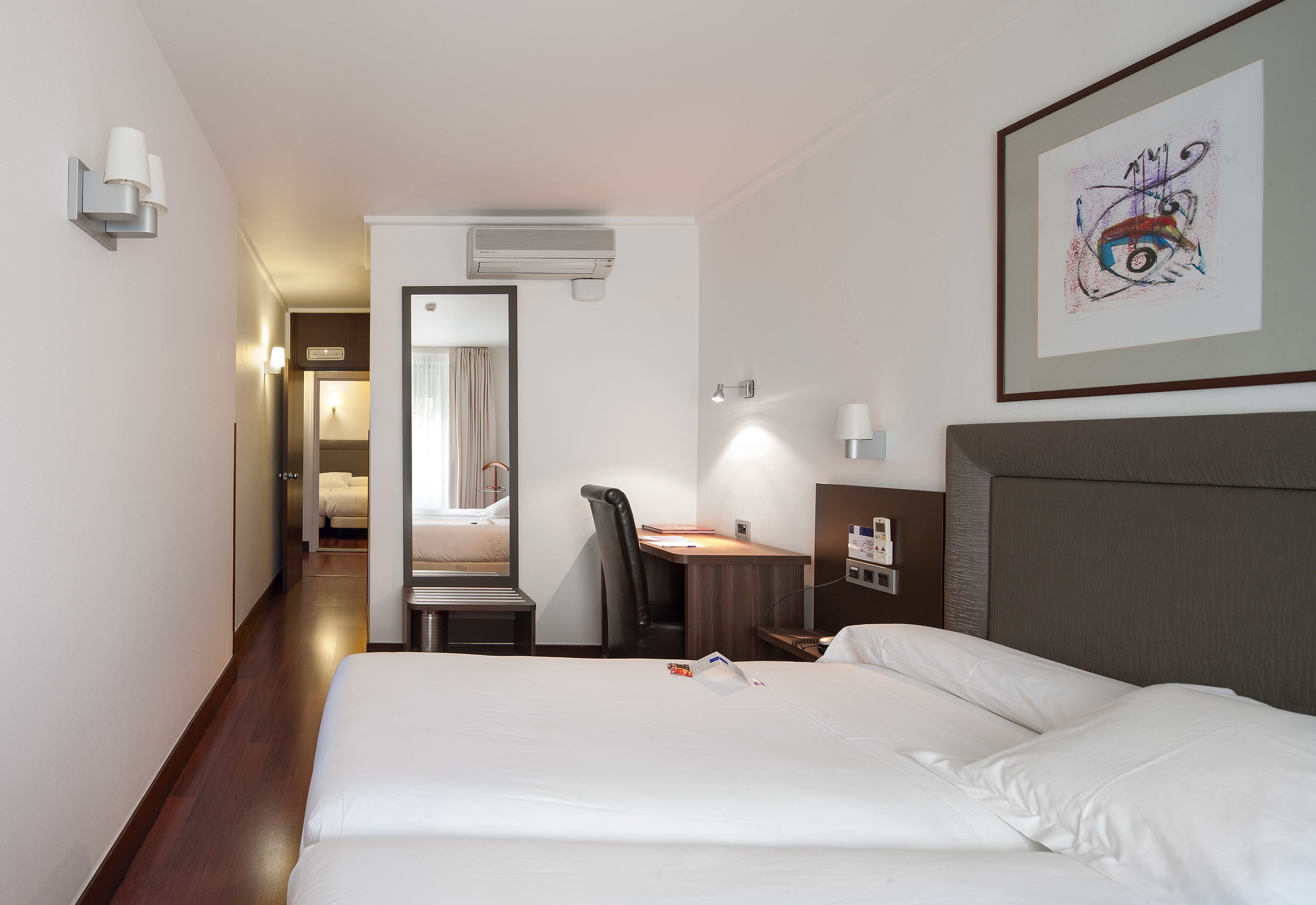 triple room | 1 bedroom, premium bedding, minibar, in-room safe