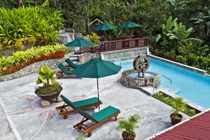 Outdoor pool - La Dauphine Estate (Soufrière)