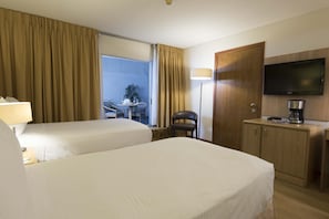 1 bedroom, minibar, in-room safe, desk