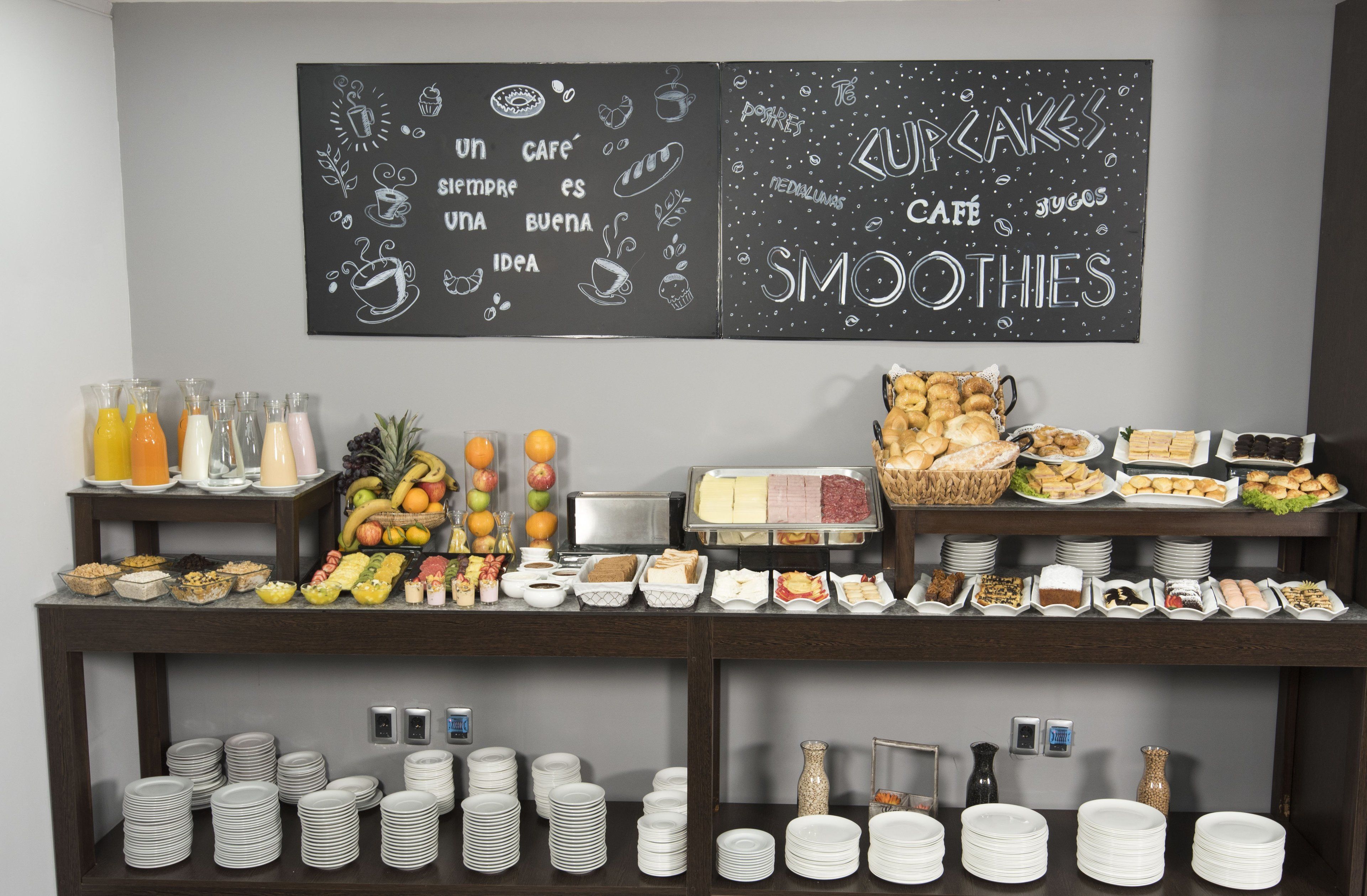 Café da manhã, almoço e jantar