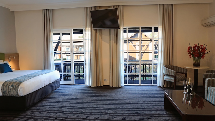Novotel Swan Valley Vines Resort