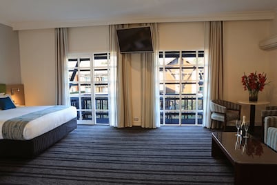 Novotel Swan Valley Vines Resort
