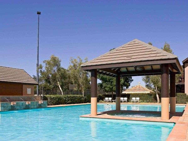 3 outdoor pools, sun loungers - Novotel Swan Valley Vines Resort (The Vines)