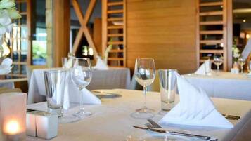 2 Restaurants, Frühstück