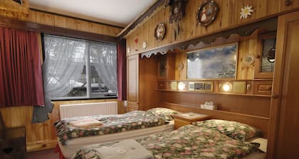 Karelia Alpine Lodge