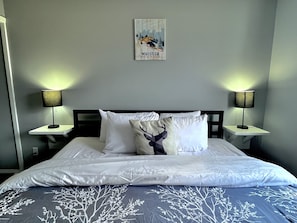 Three-Bedroom Apartment 117 - Loft, No air conditioning | Rideaux d’obscurcissement, fer et planche à repasser