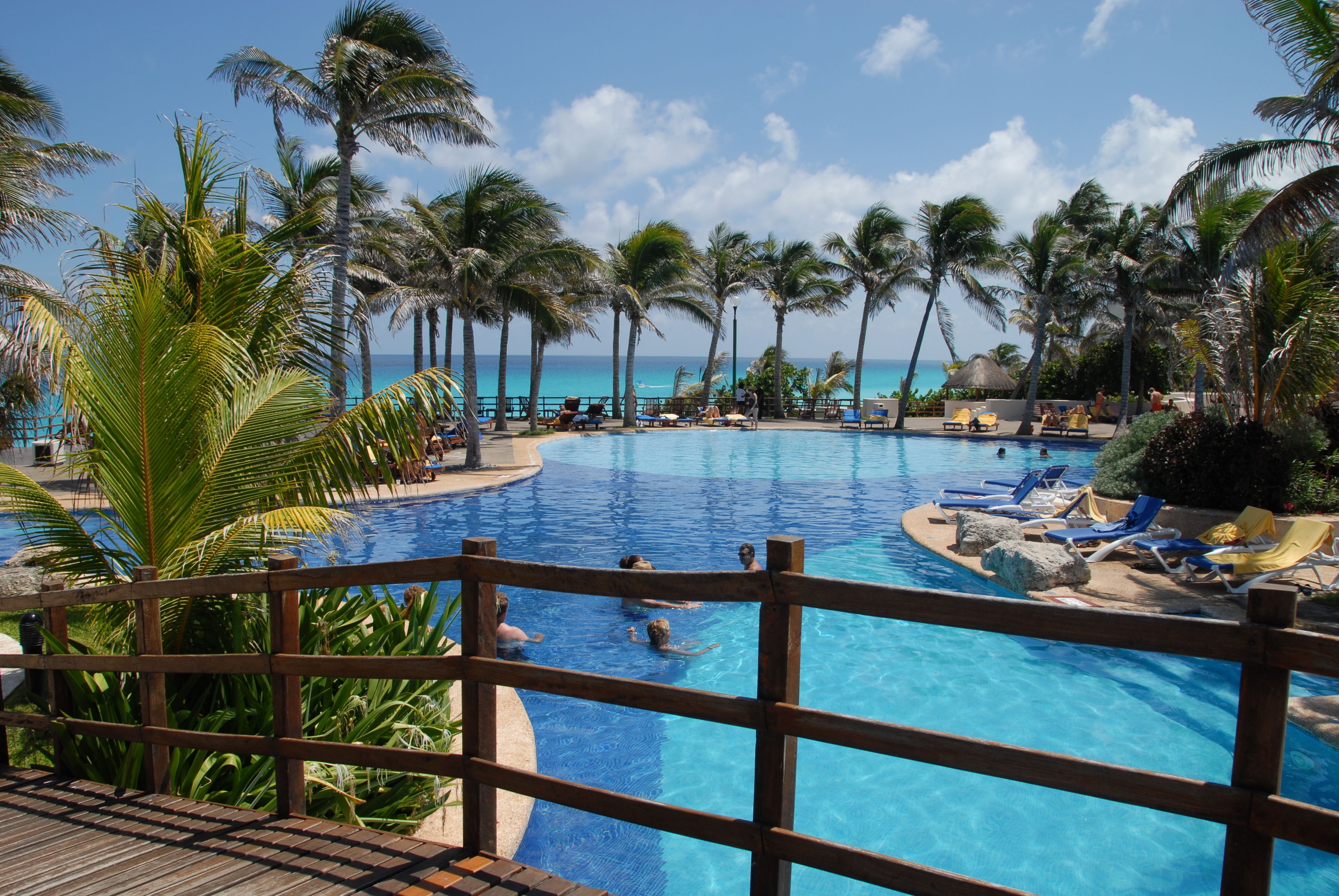 Oasis Cancun All Inclusive With Airfare Specials