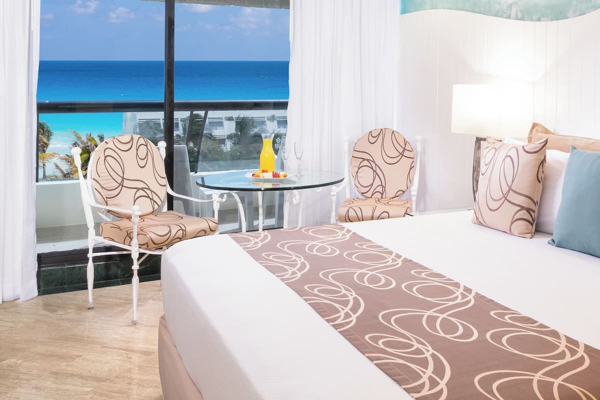 Grand Ocean View | 1 bedroom, minibar, iron/ironing board, free cribs/infant beds