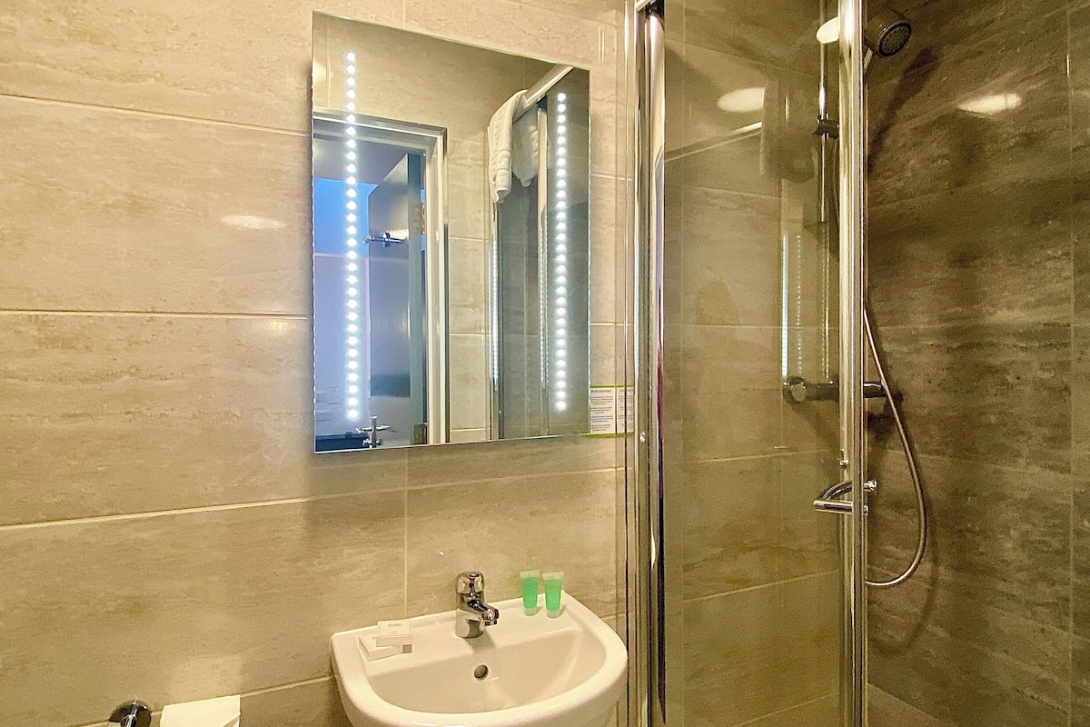 Free toiletries, hair dryer, towels