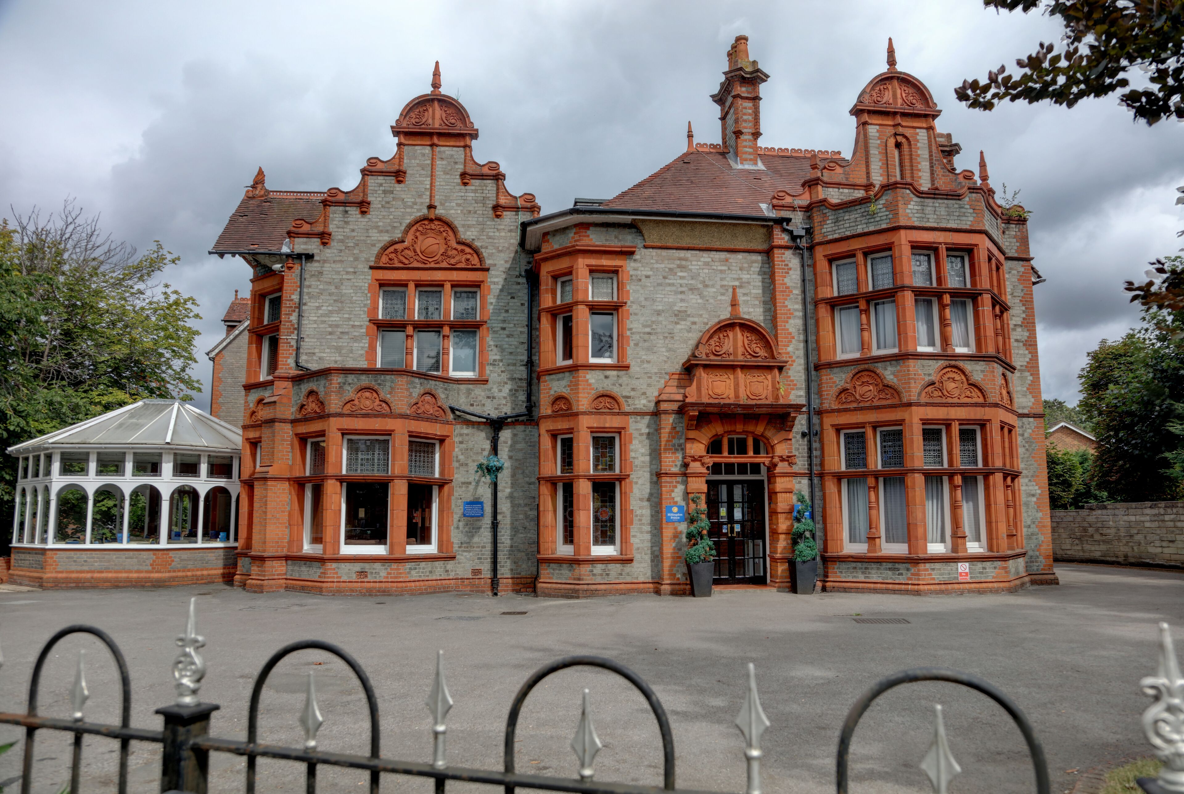 In-room safe, desk, laptop workspace, iron/ironing board