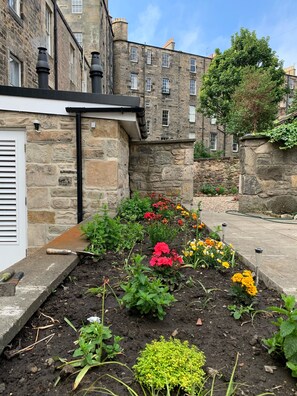 Garden - Cairn Hotel (Edinburgh)