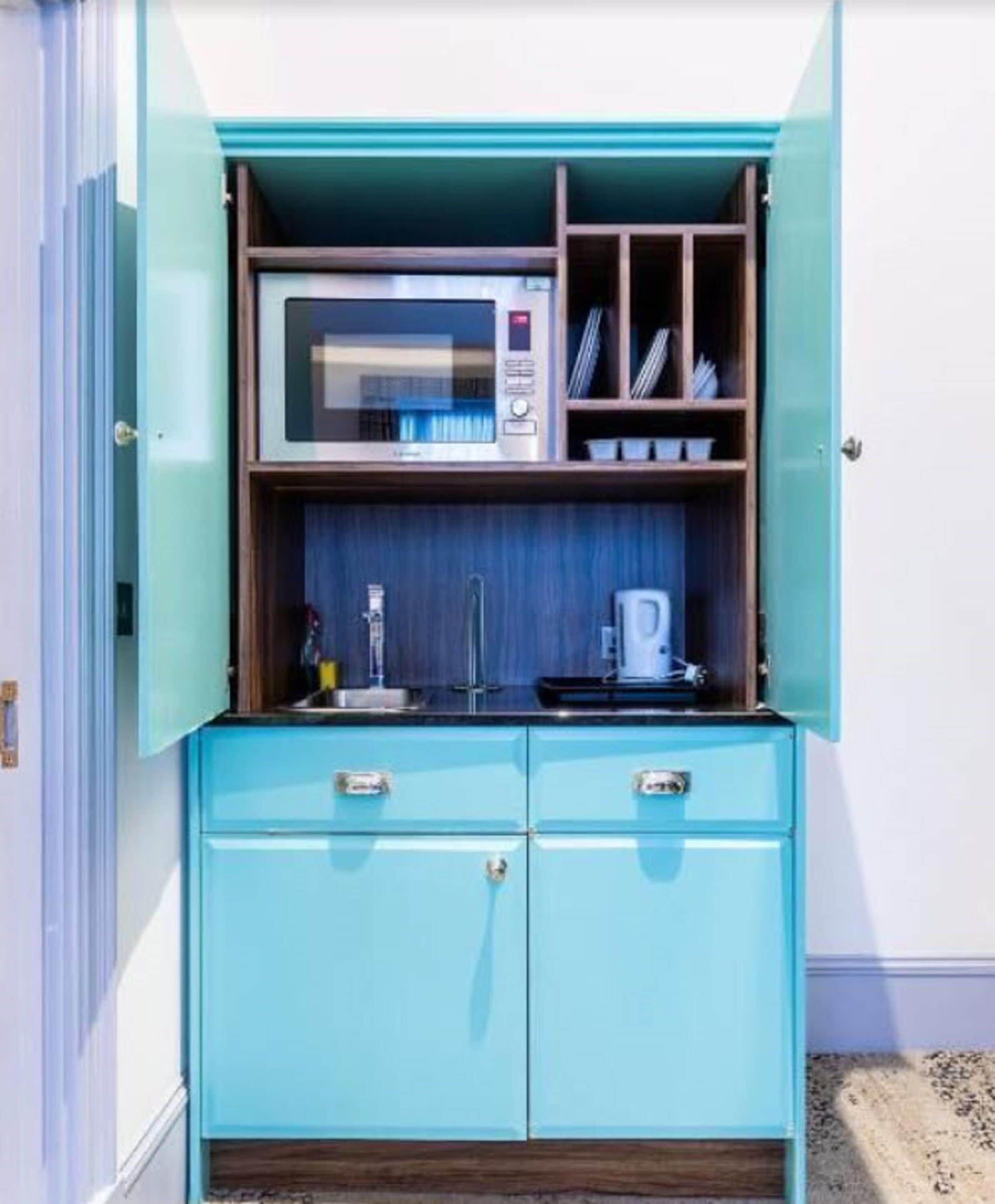 apartment, 1 double or 2 single beds | in-room dining