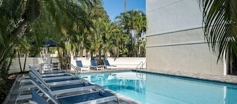 Hyatt Place Fort Lauderdale Cruise Port & Convention Center