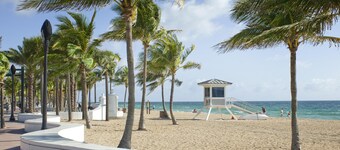 Hyatt Place Fort Lauderdale Cruise Port & Convention Center