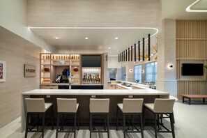 Bar (on property) - Hyatt Place Fort Lauderdale Cruise Port & Convention Center (Fort Lauderdale)