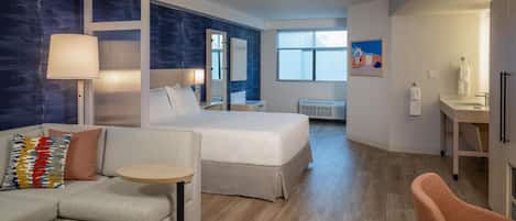Down comforters, in-room safe, desk, blackout drapes
