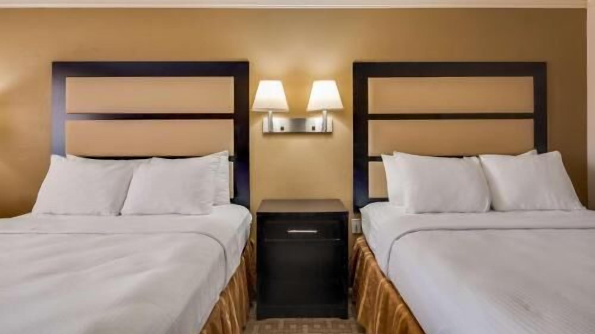 Premium bedding, pillowtop beds, in-room safe, desk
