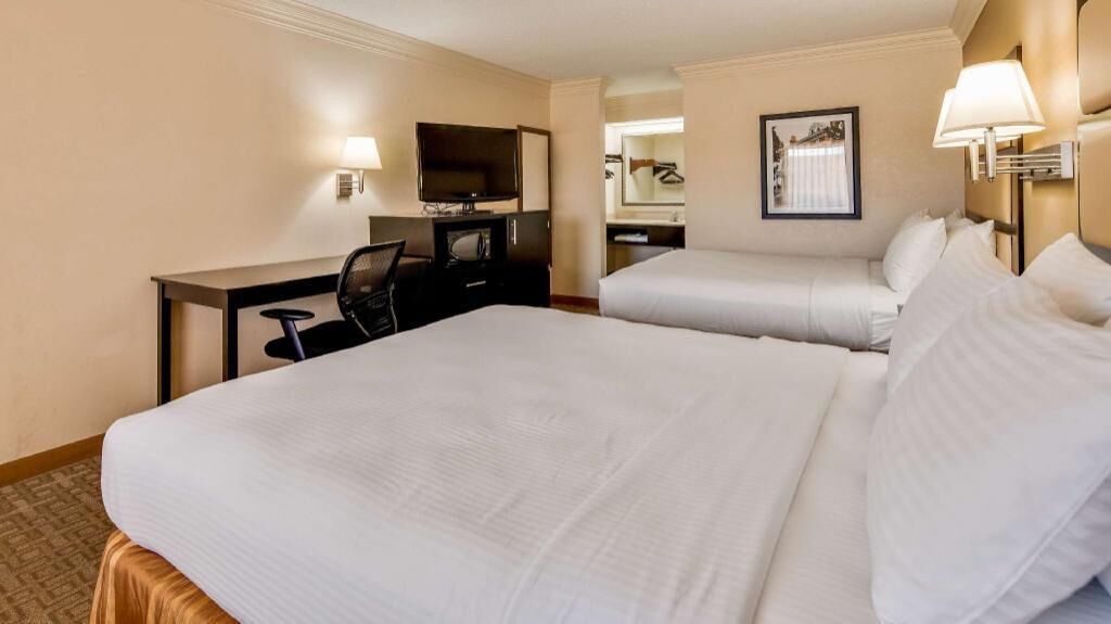 Premium bedding, pillowtop beds, in-room safe, desk