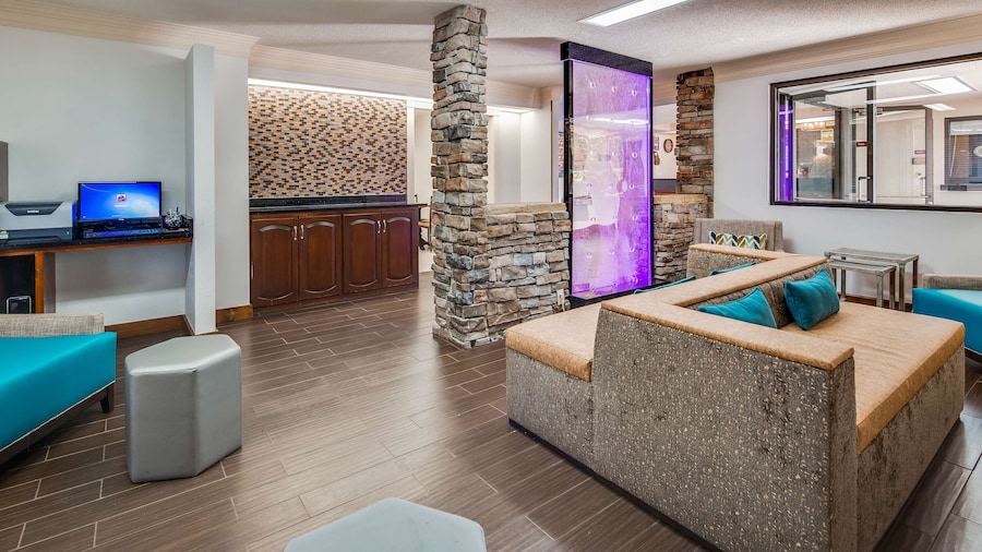 Best Western Inn & Suites of Macon