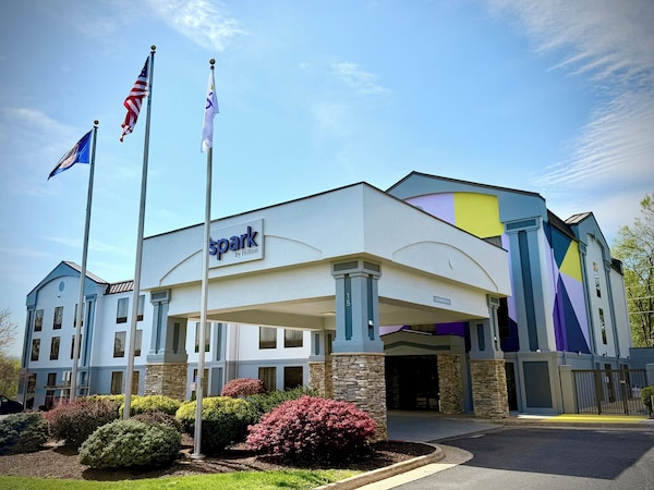 Spark By Hilton Waynesboro - Waynesboro, VA