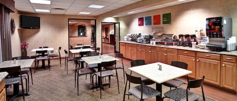 Komplett frokost er inkludert hver dag