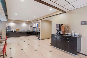 Free daily buffet breakfast