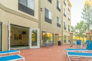 Indoor pool - Comfort Inn North - Air Force Academy Area (Colorado Springs)