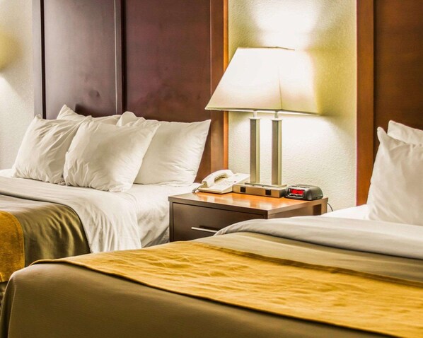1 bedroom, in-room safe, desk, iron/ironing board