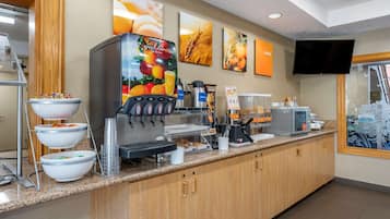 Free daily buffet breakfast