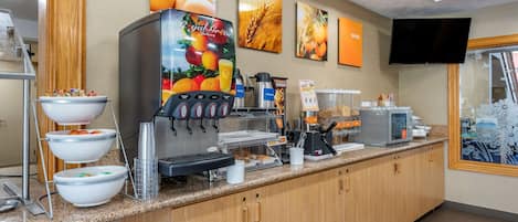 Free daily buffet breakfast