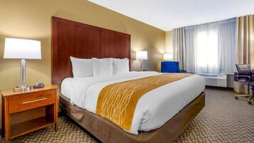 Room, 1 Queen Bed, Accessible, Non Smoking | Premium bedding, pillowtop beds, iron/ironing board, free WiFi