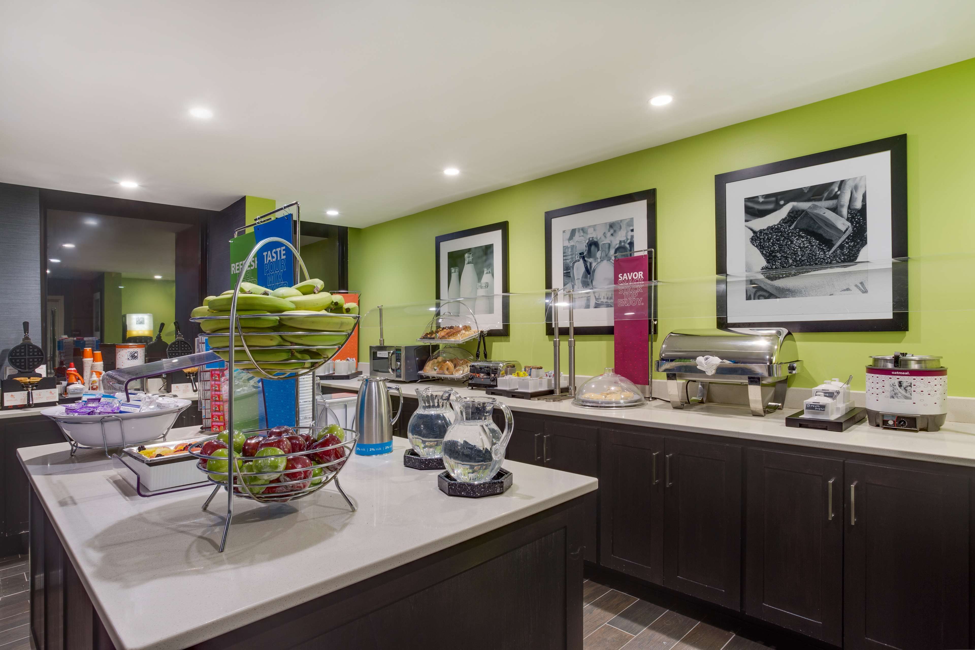 free daily on-the-go breakfast