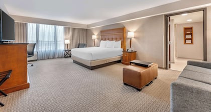 Drury Inn & Suites Champaign