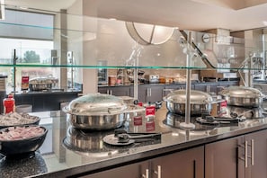 Free daily buffet breakfast