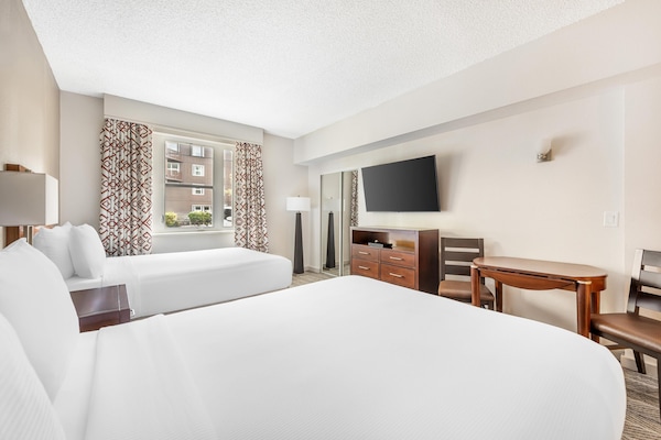 1 bedroom, premium bedding, in-room safe, iron/ironing board