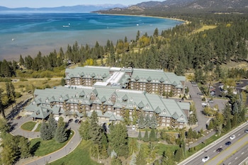 Hotel Exterior at Hilton Vacation Club Lake Tahoe Resort South