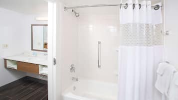 Suite, 1 Bedroom, Kitchen (King Bed) | Bathroom