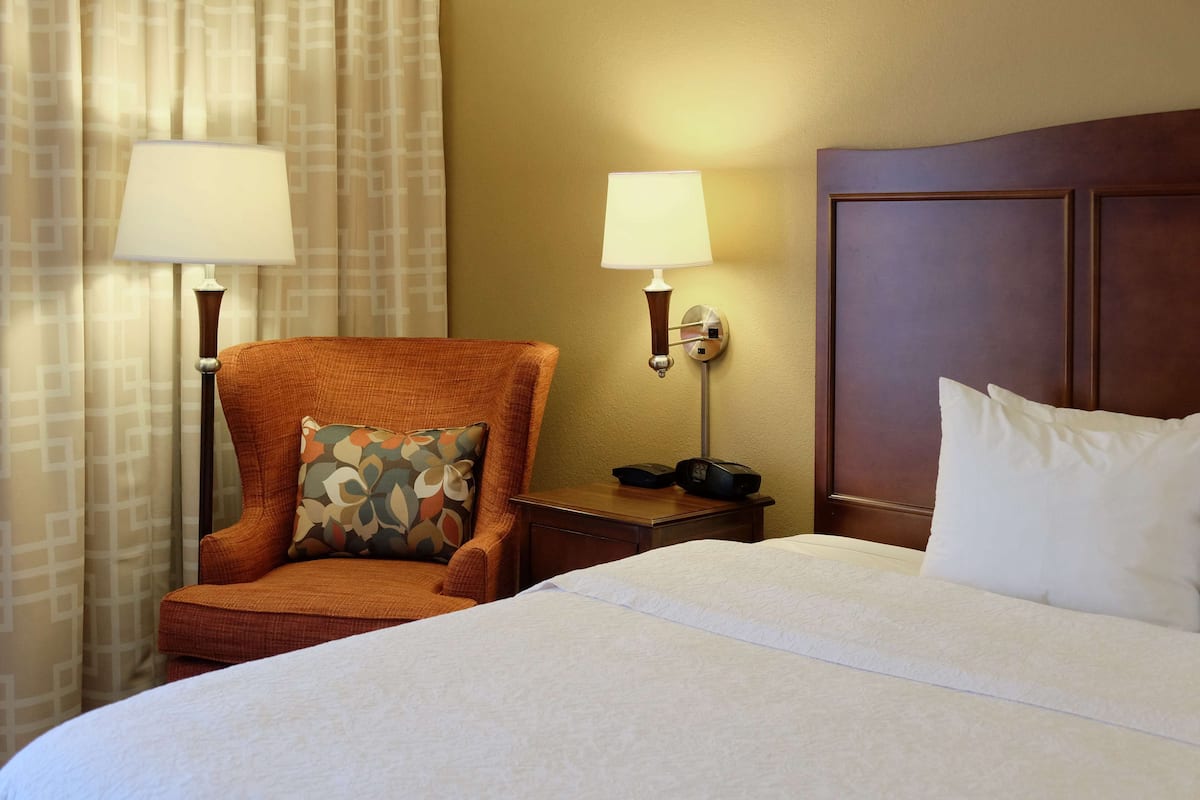 Down duvets, in-room safe, desk, iron/ironing board