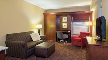 Standard Studio Suite, 1 Queen Bed with Sofa bed | 1 bedroom, premium bedding, in-room safe, desk